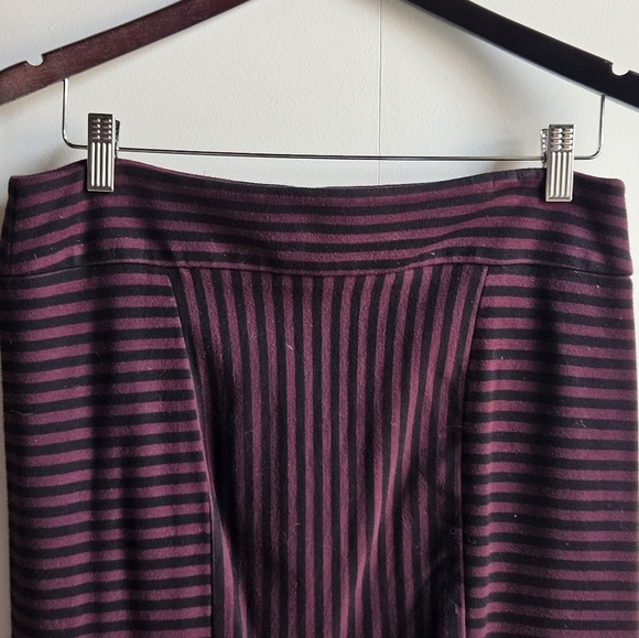 Loft Striped Pencil Skirt in Women's 8 - Picture 2 of 15